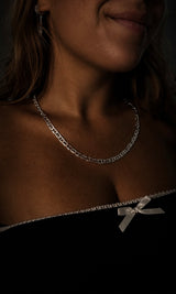 Joezi necklace