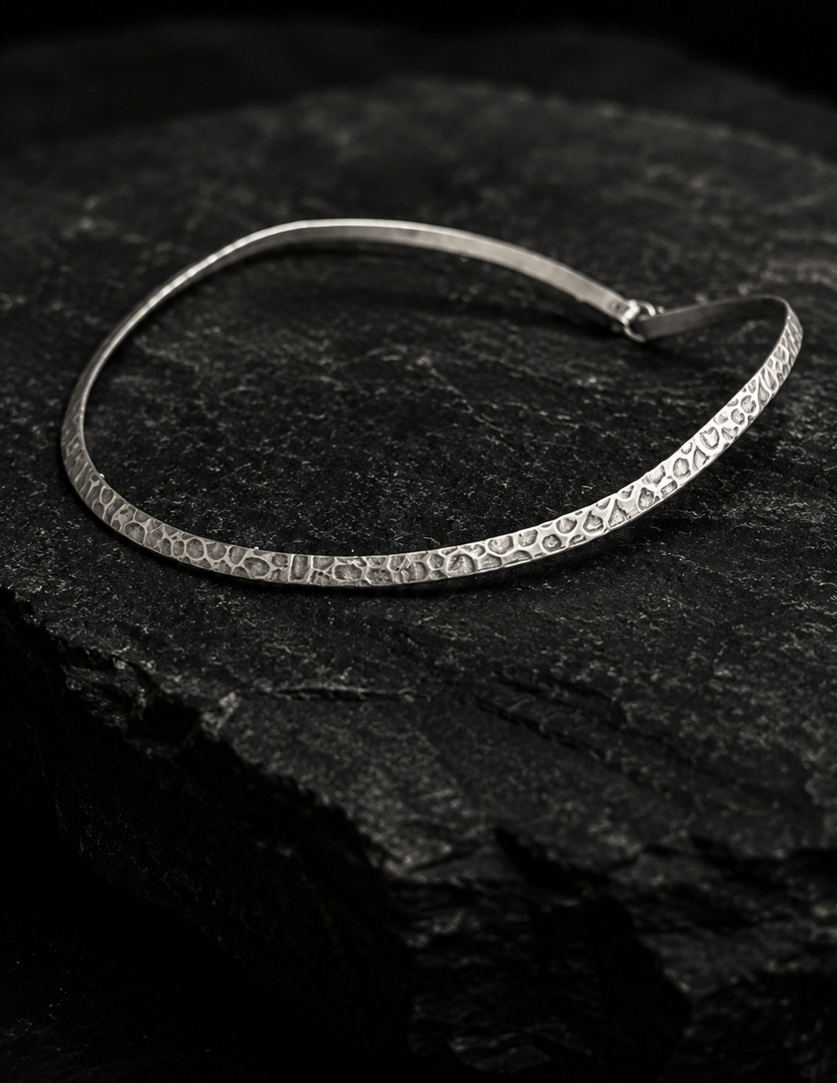 Yamore necklace