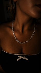 Joezi necklace