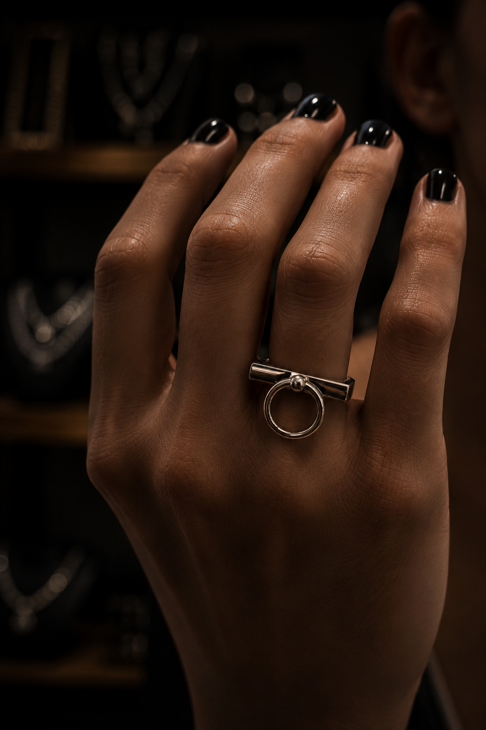 Anya ring
