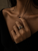 Asymetric ring