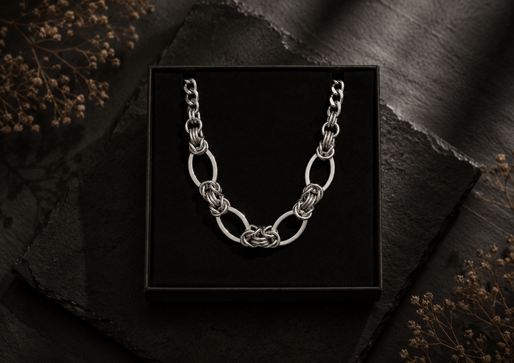 Romi necklace
