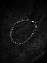 Pull bracelet